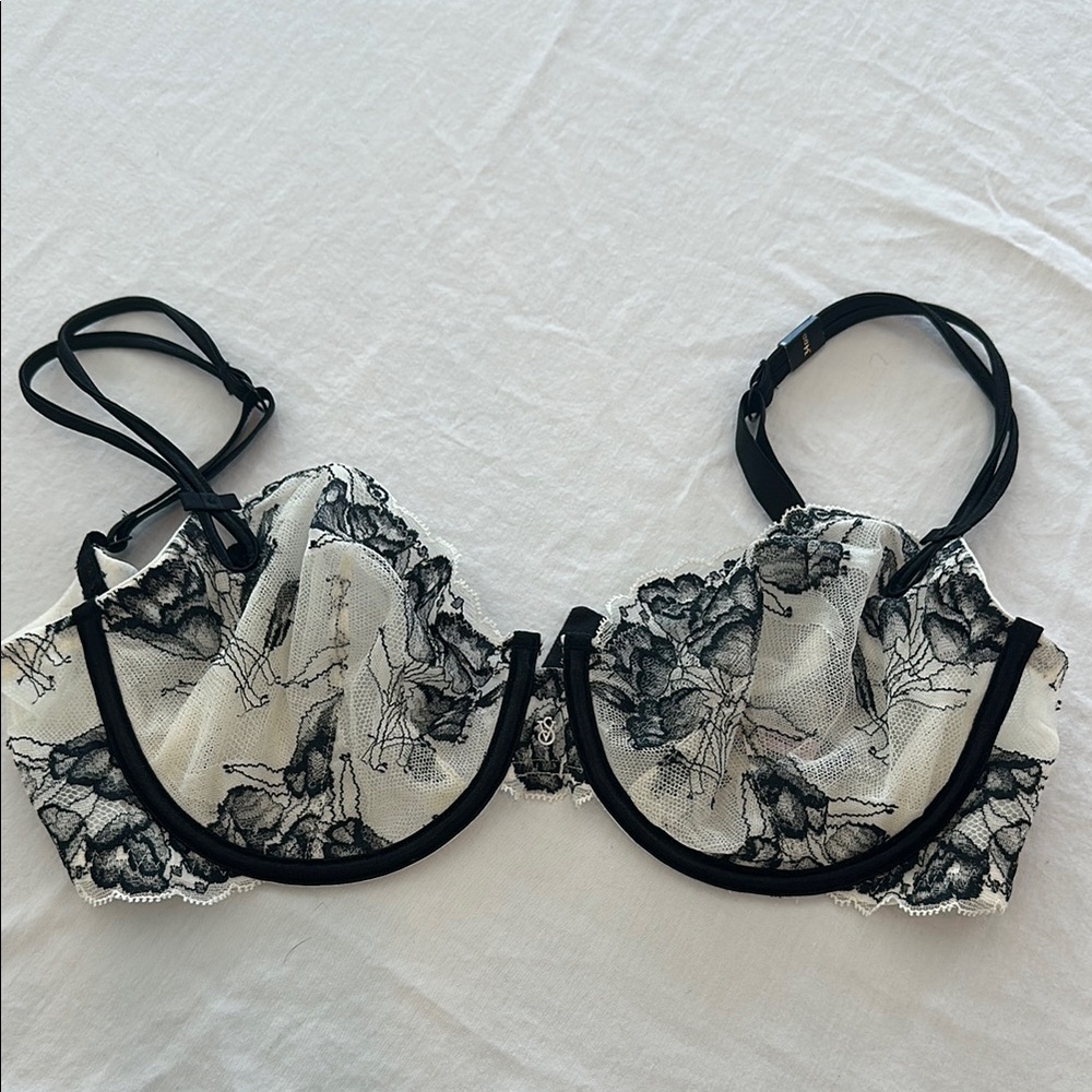 Victoria's Secret Black and White Lace Intimates Bra